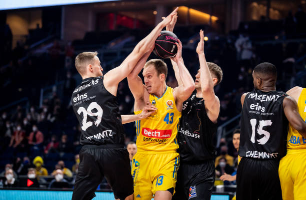 也为新赛季 也为新赛季