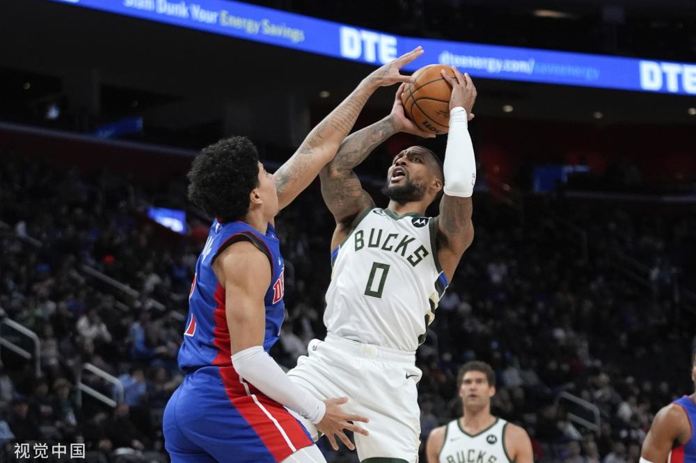 通过观察她 通过观察她