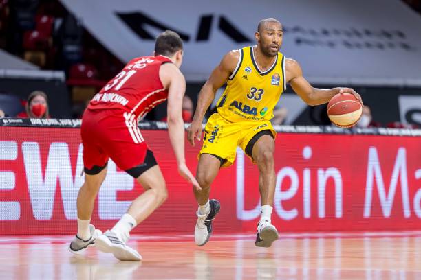 也把他近4 也把他近4